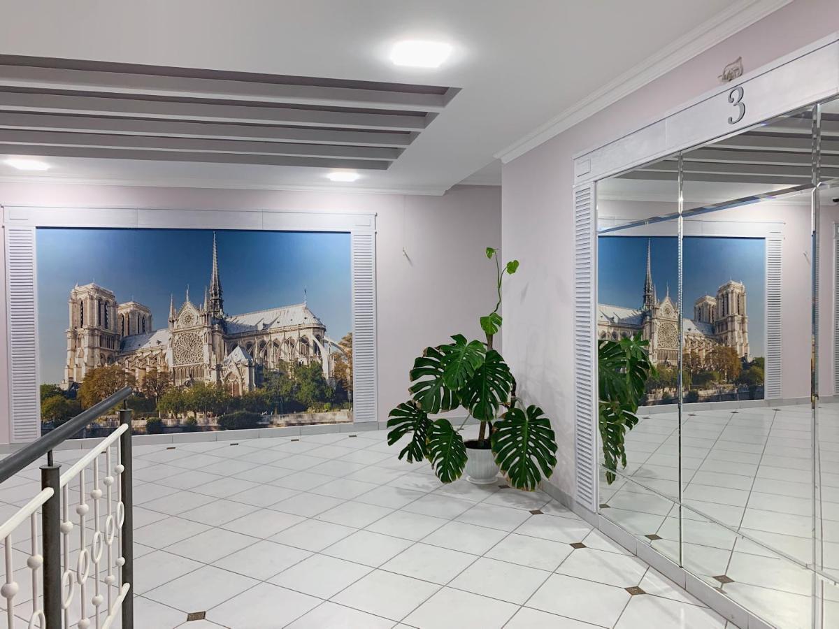 Апартаменти-Студія На Герцена Tsjernivsi Buitenkant foto