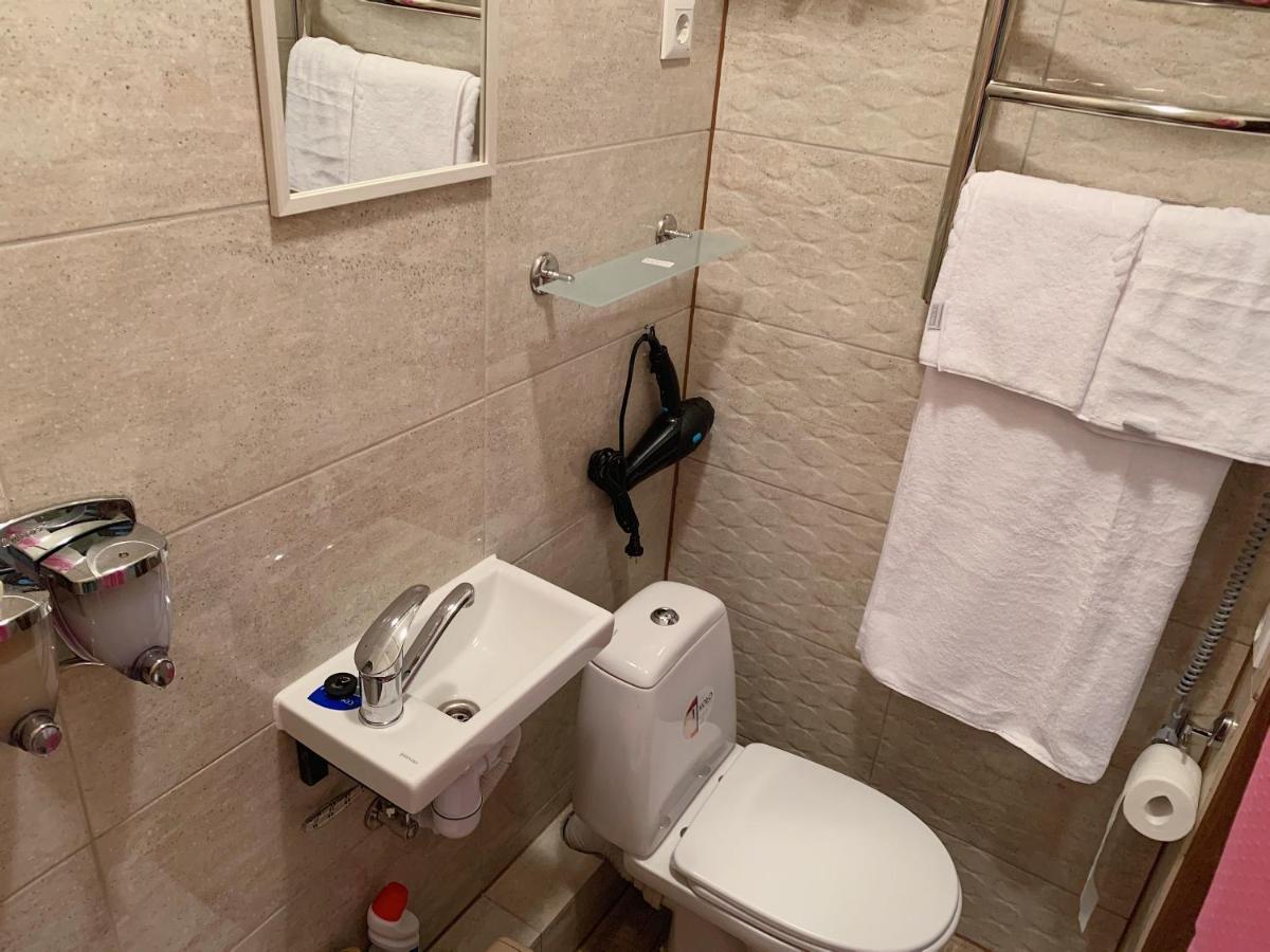 Апартаменти-Студія На Герцена Tsjernivsi Buitenkant foto
